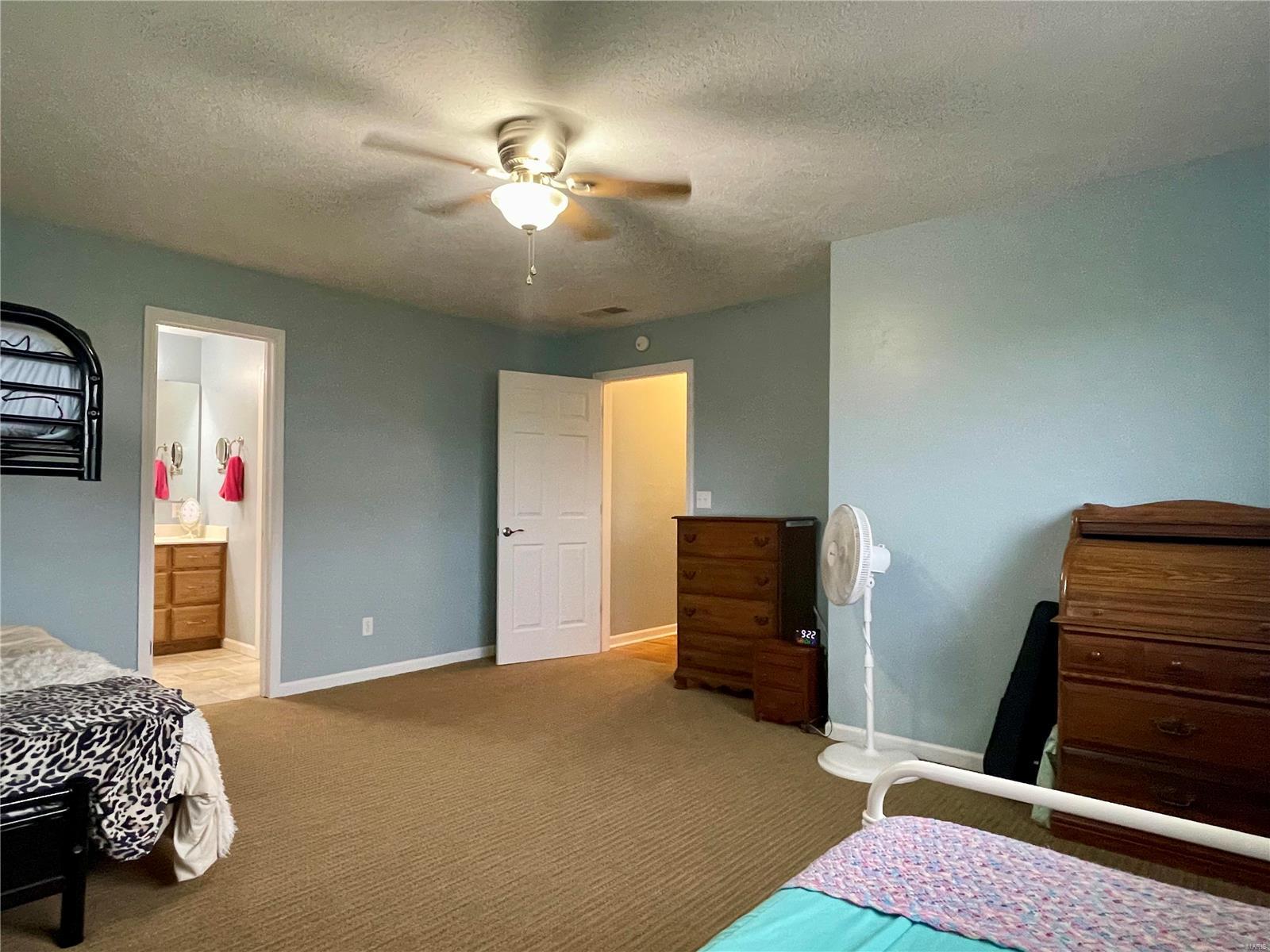 116 Keller Dr