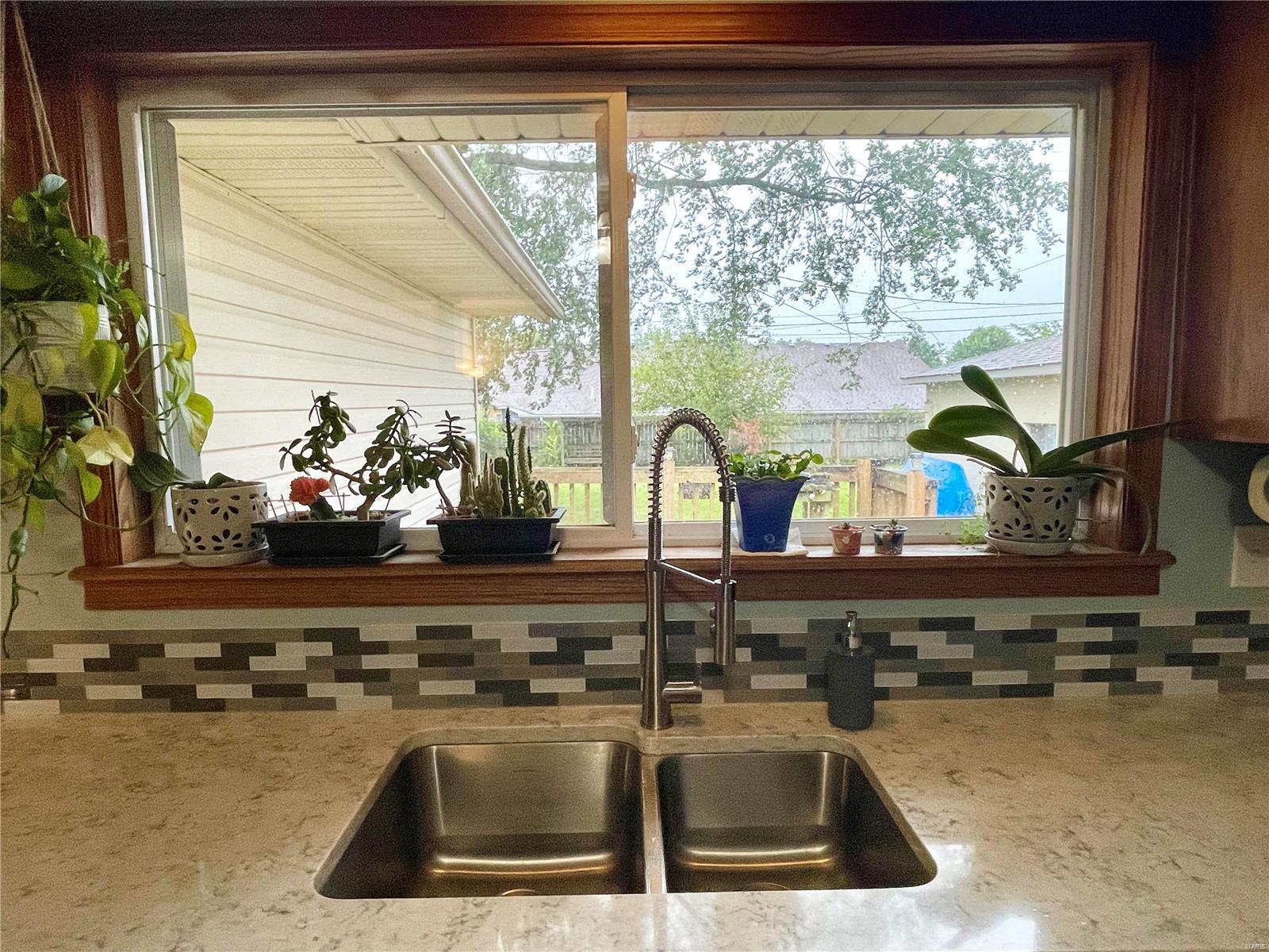 116 Keller Dr