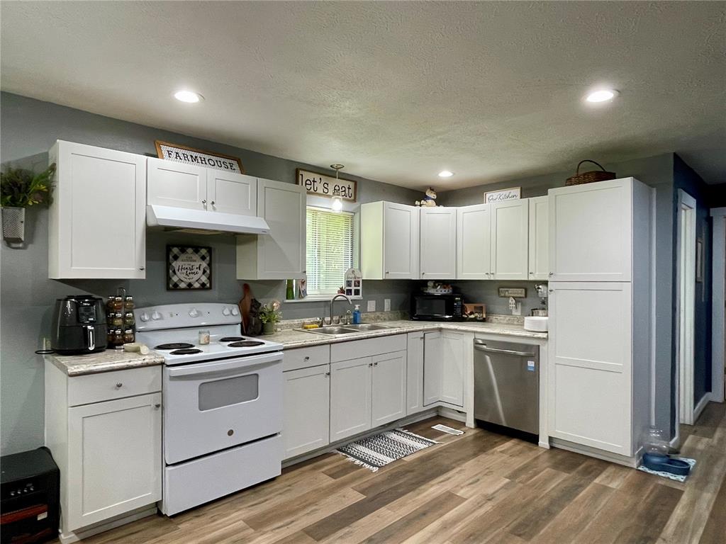 25629 Ortega Dr