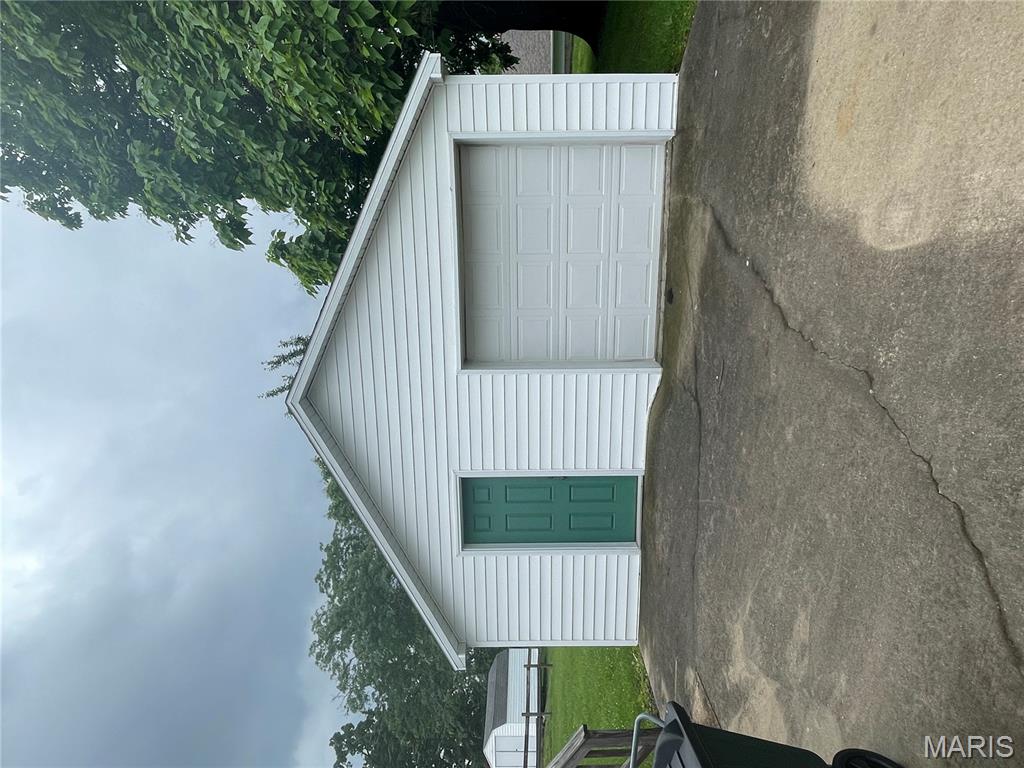 103 E 3rd Street