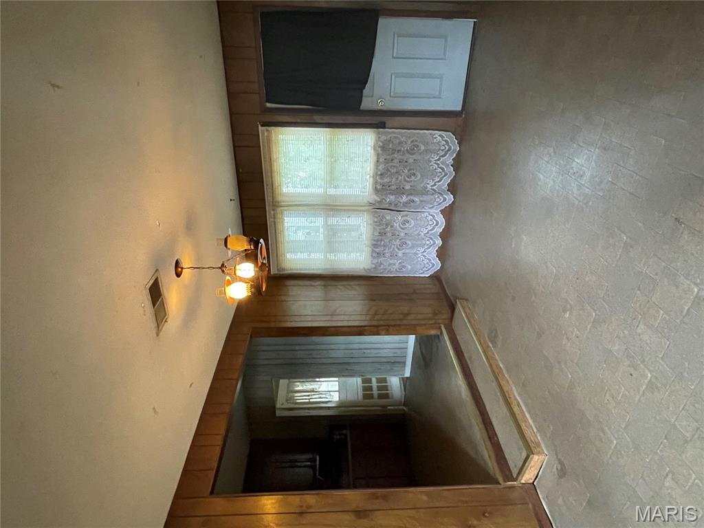 103 E 3rd Street