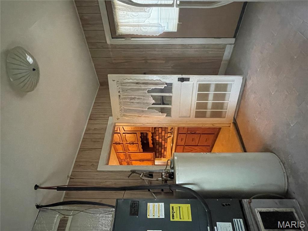 103 E 3rd Street