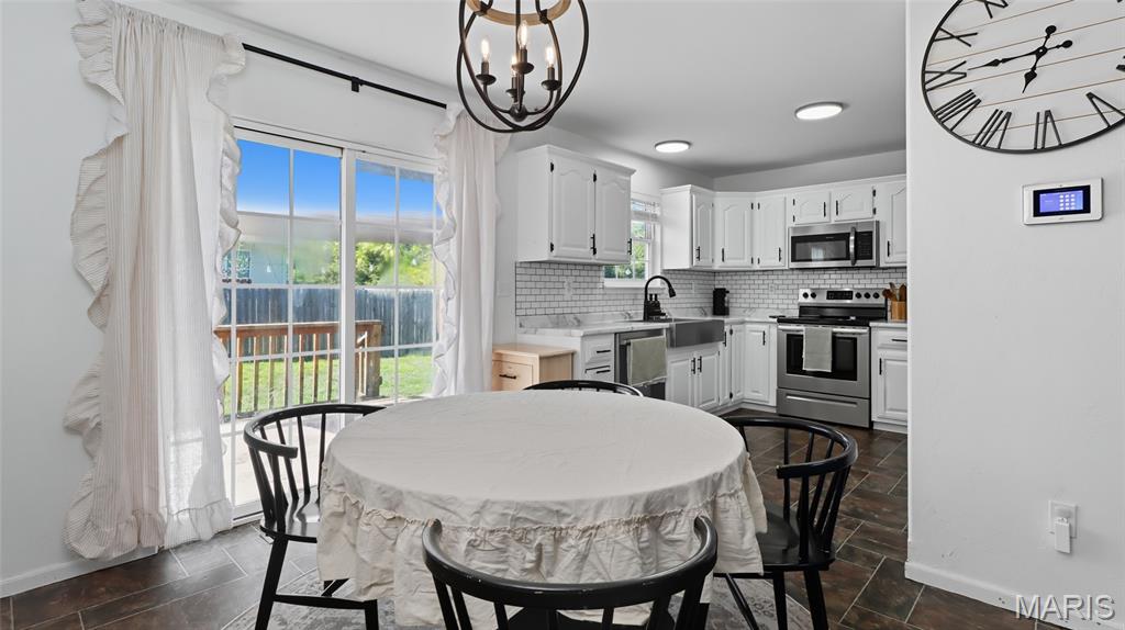 2301 Cranberry Lane
