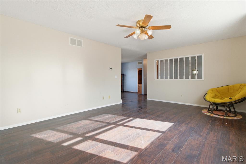 20440 Sweetwater Road