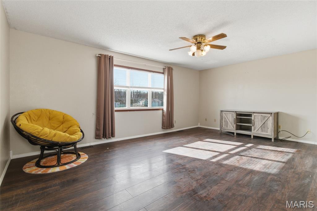 20440 Sweetwater Road