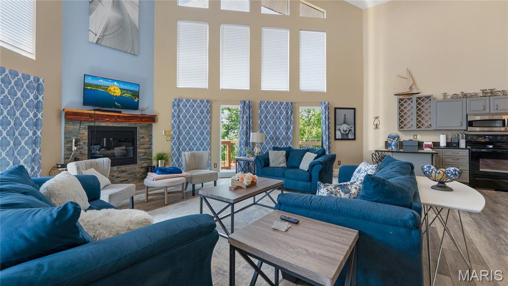 31391 Paradise Point