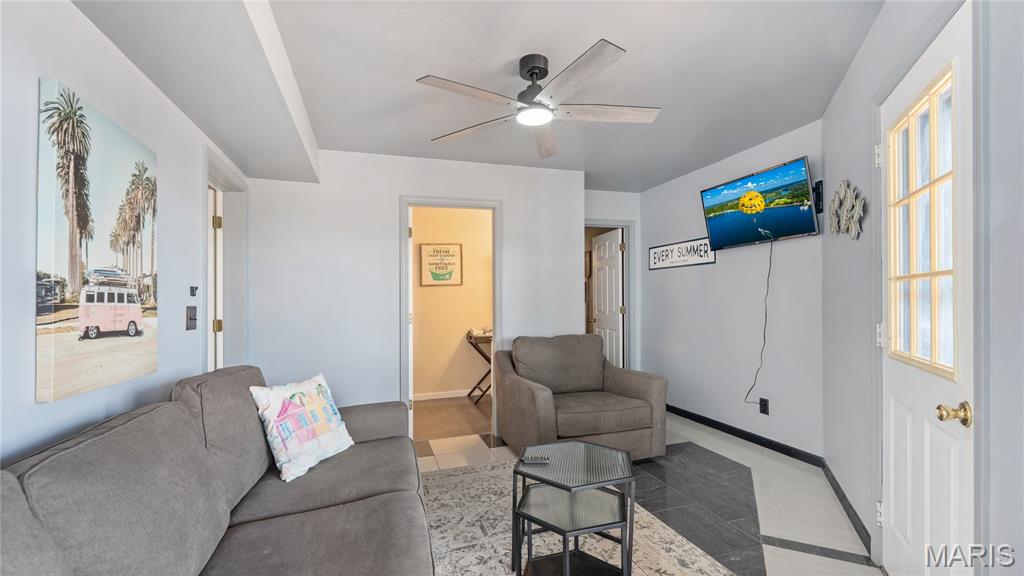 31391 Paradise Point