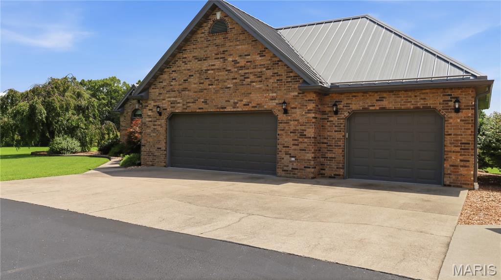 23110 Roselawn Drive