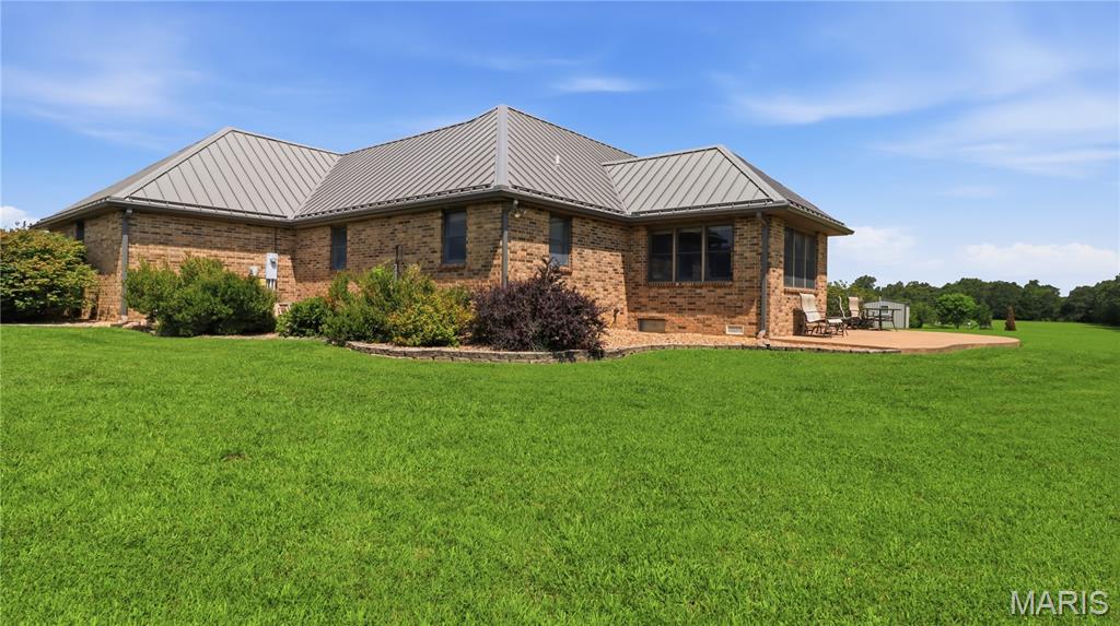 23110 Roselawn Drive