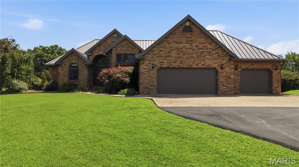 23110 Roselawn Drive