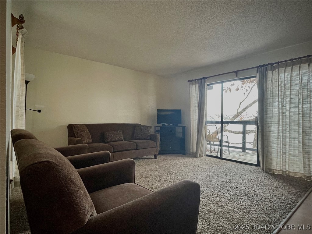 256 Lone Oak Point 16