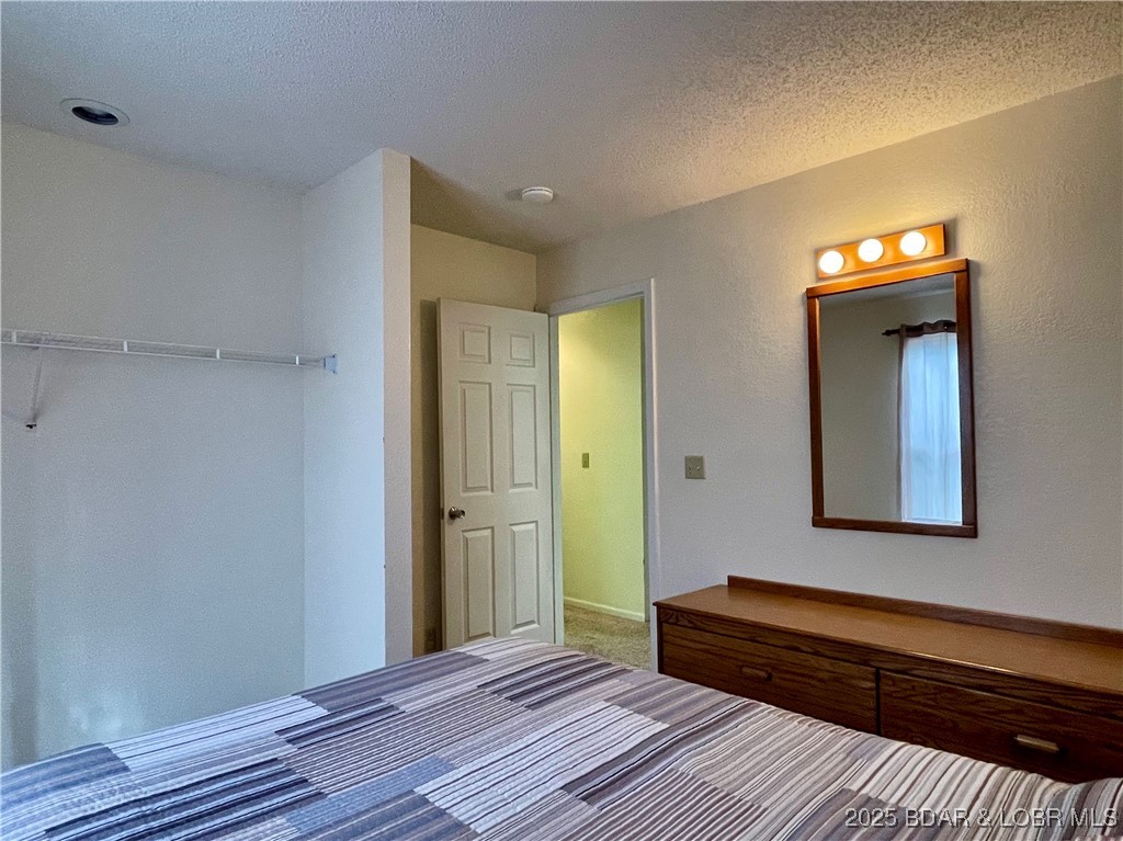 256 Lone Oak Point 16