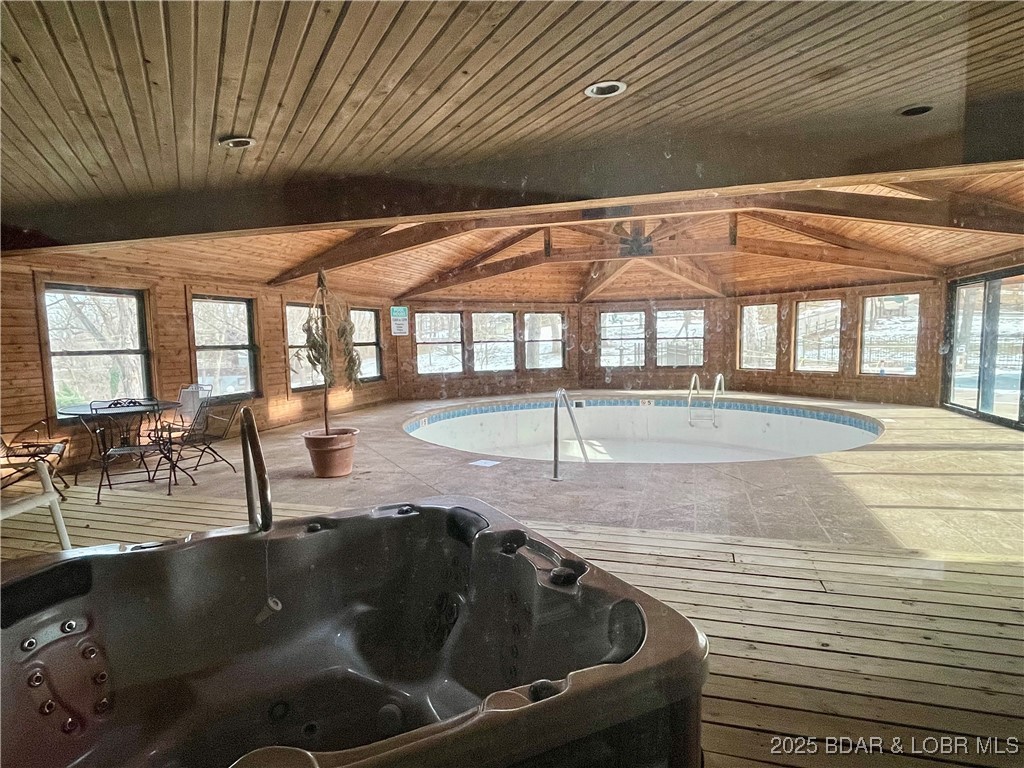 256 Lone Oak Point 16