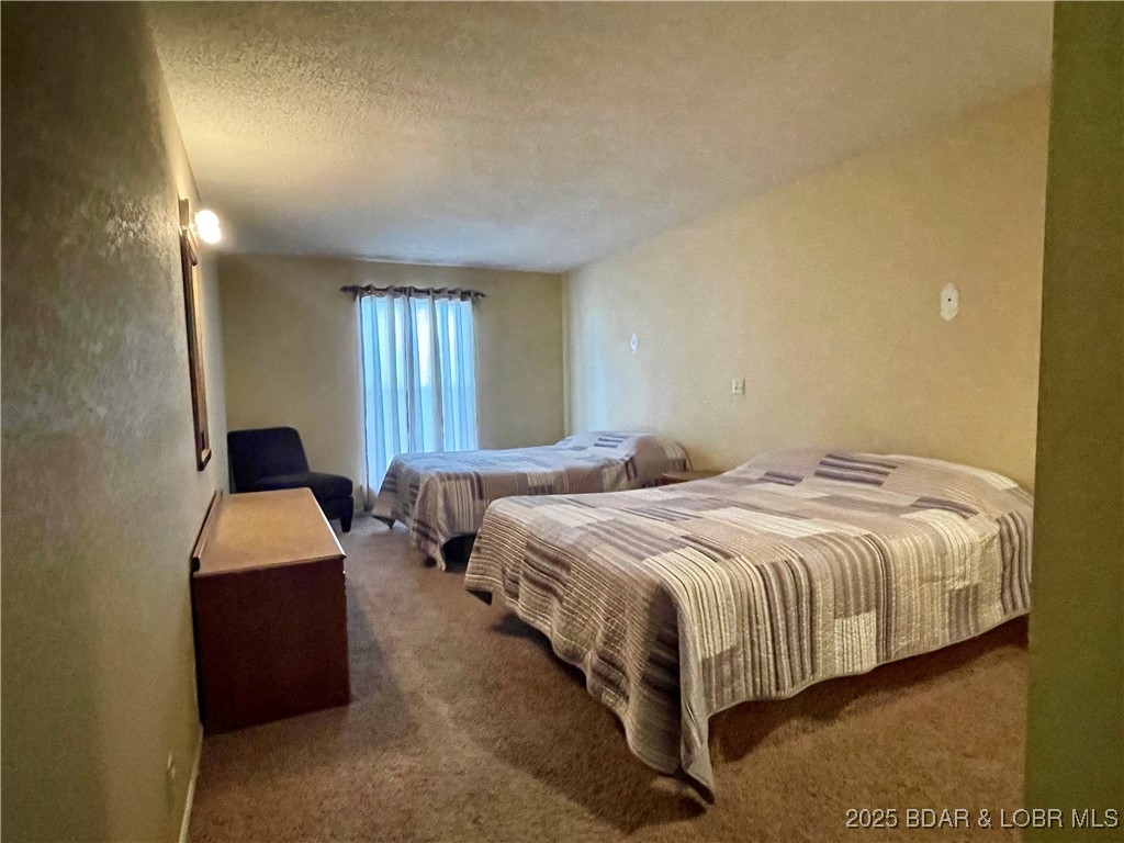 256 Lone Oak Point 16
