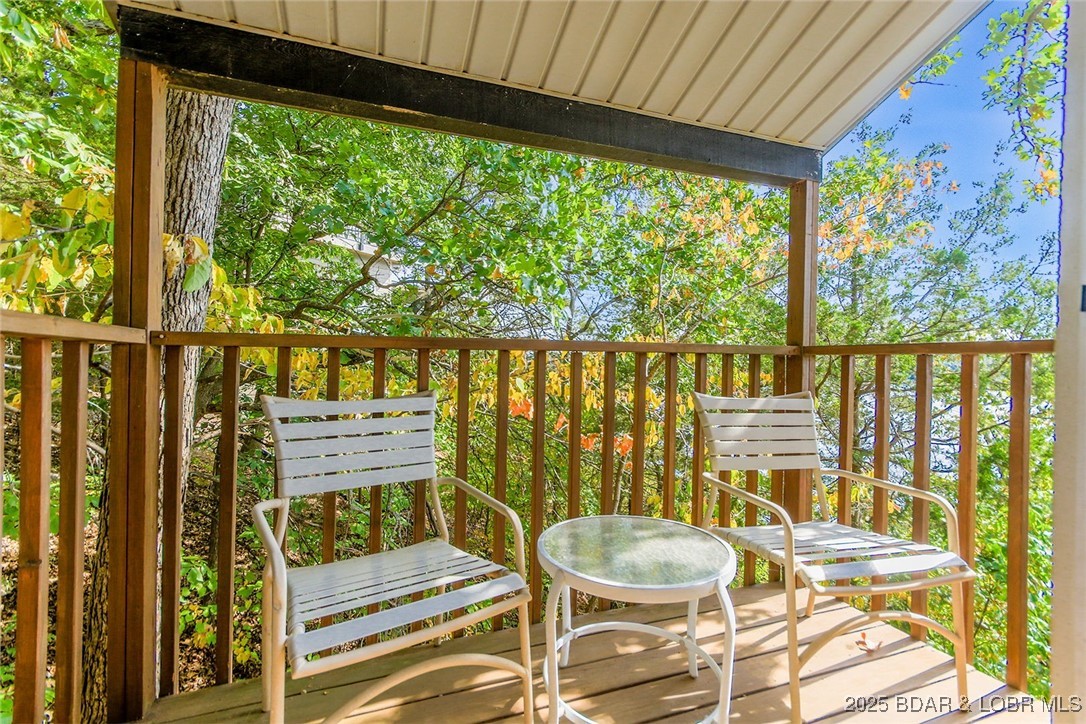 61 Topsail Place