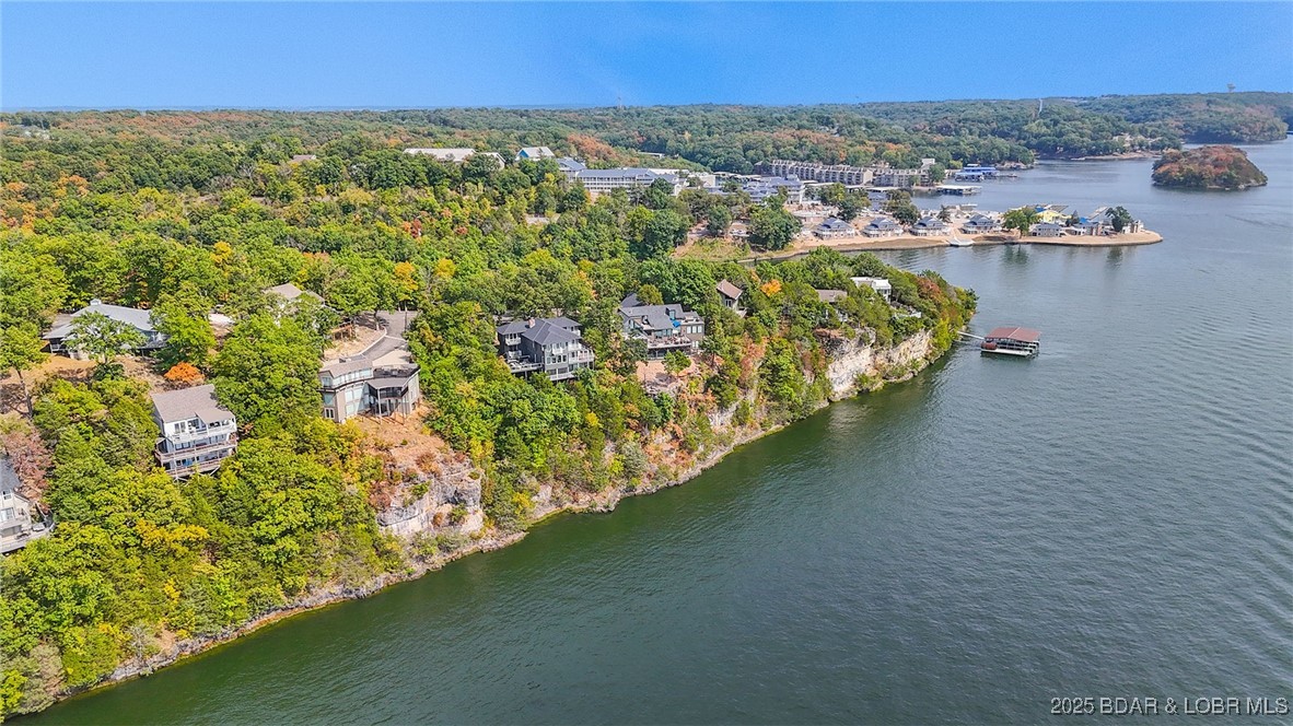 61 Topsail Place