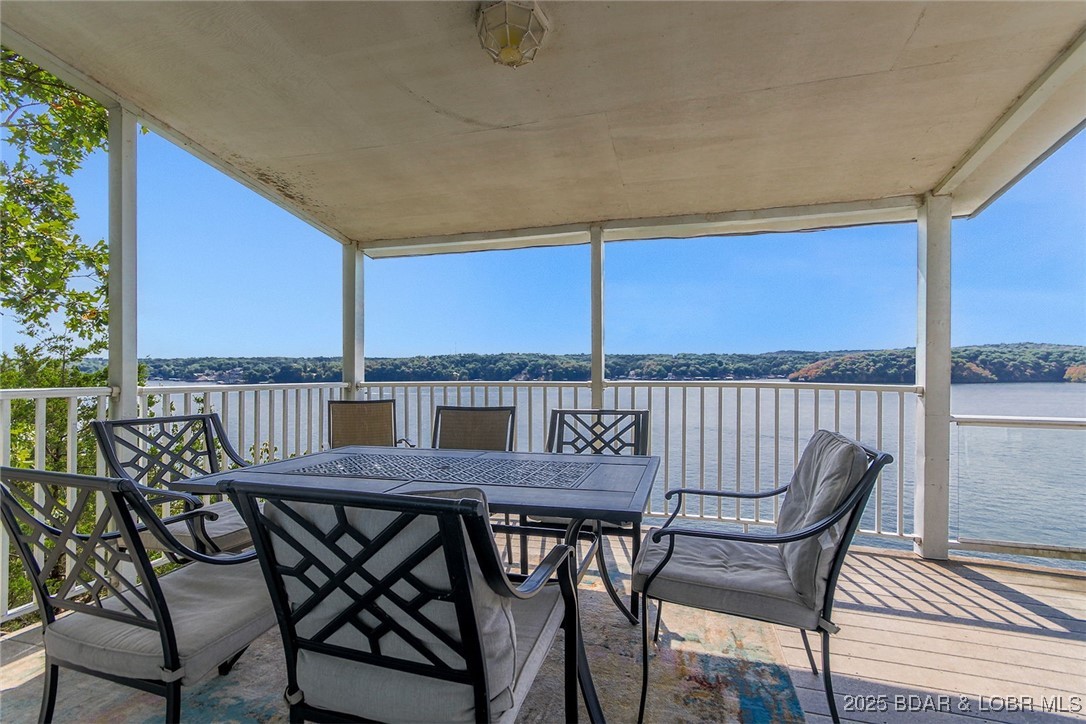 61 Topsail Place