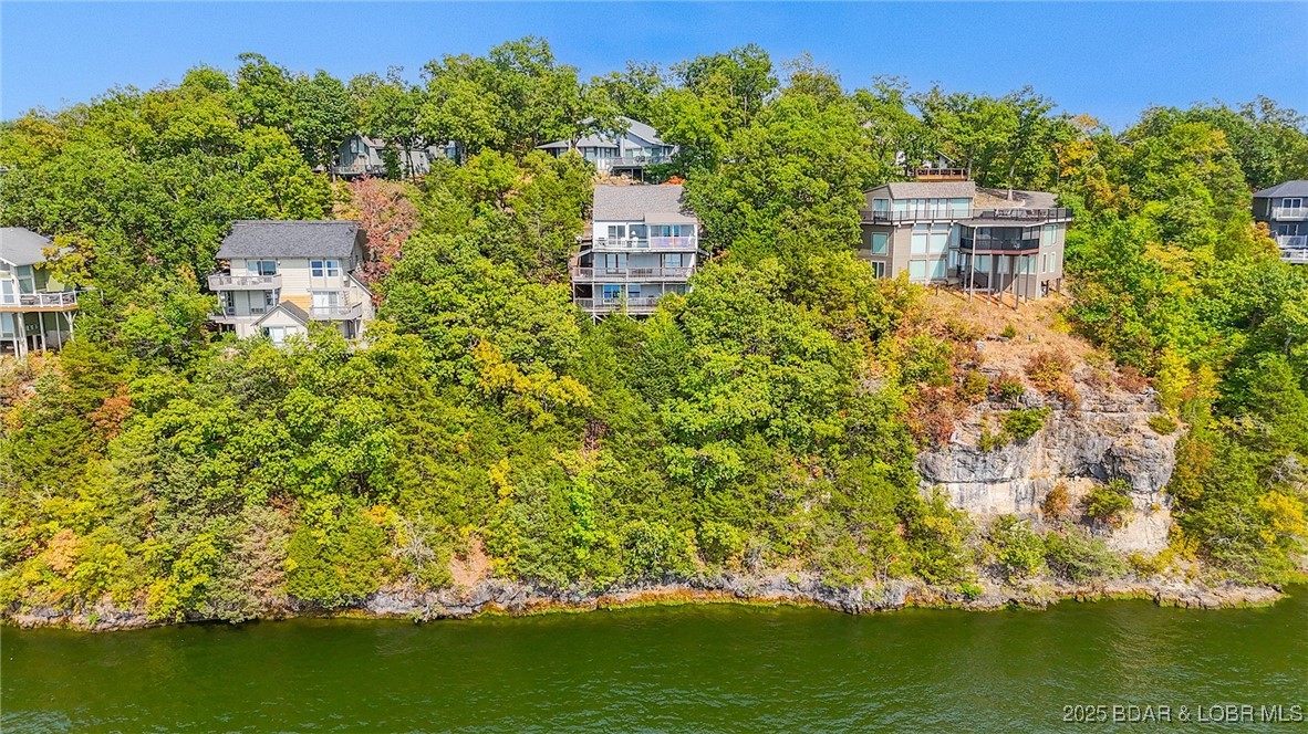61 Topsail Place
