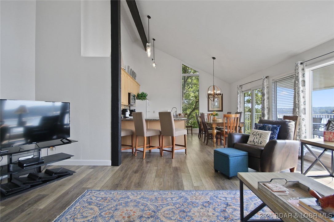 61 Topsail Place