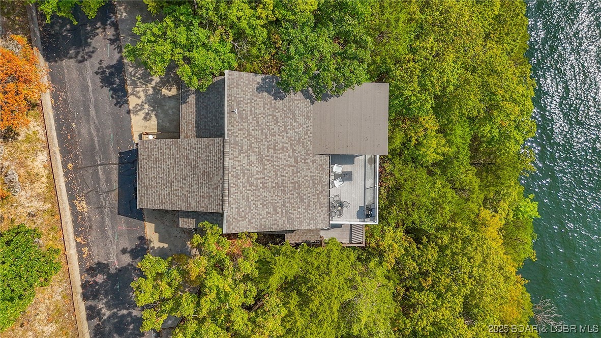 61 Topsail Place