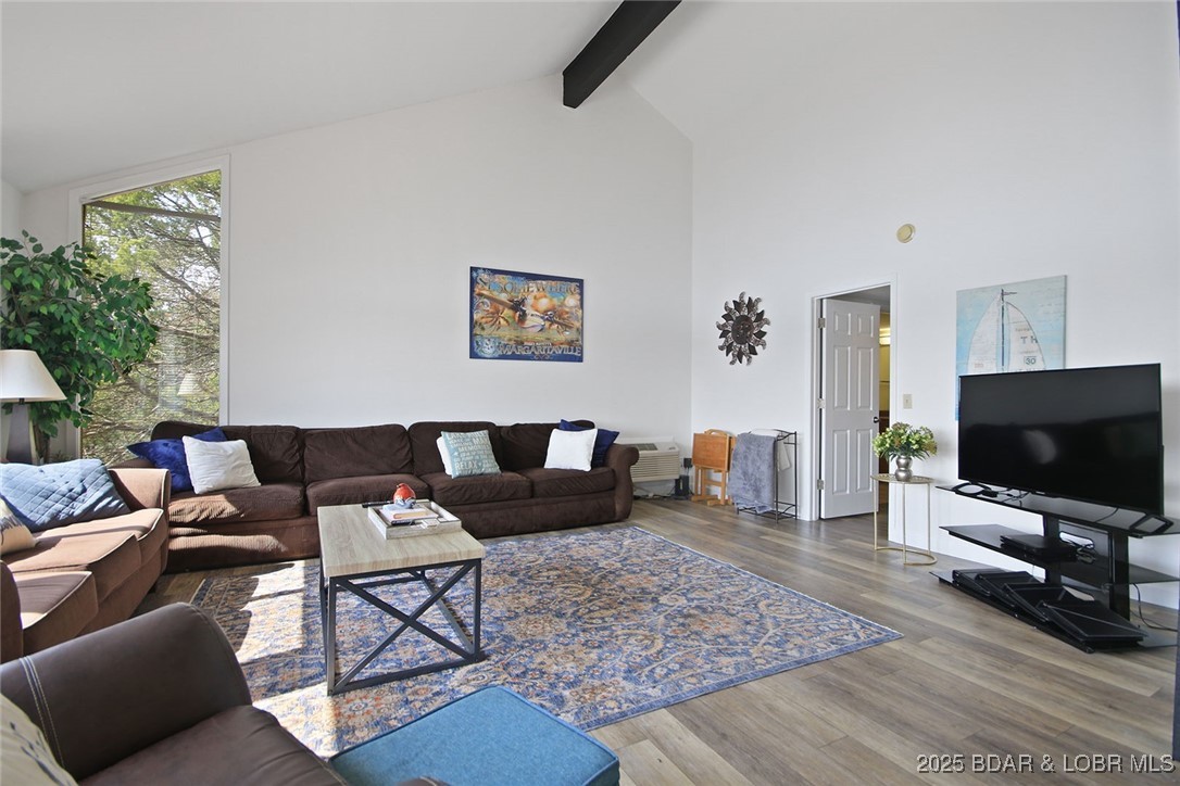 61 Topsail Place