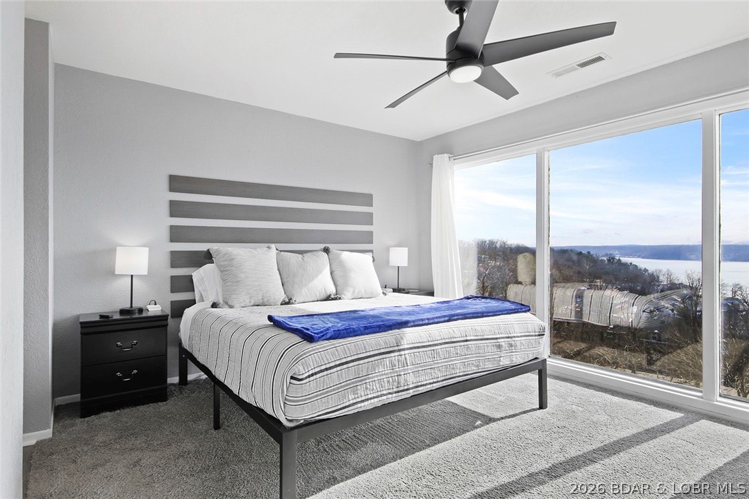 2500 Bay Point Drive 724