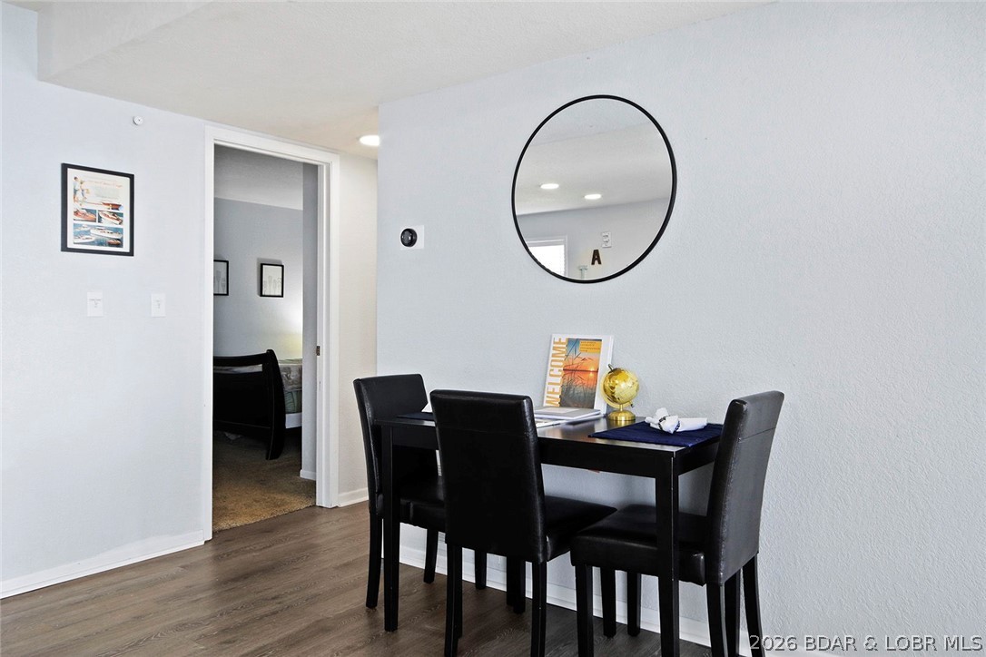 2500 Bay Point Drive 724