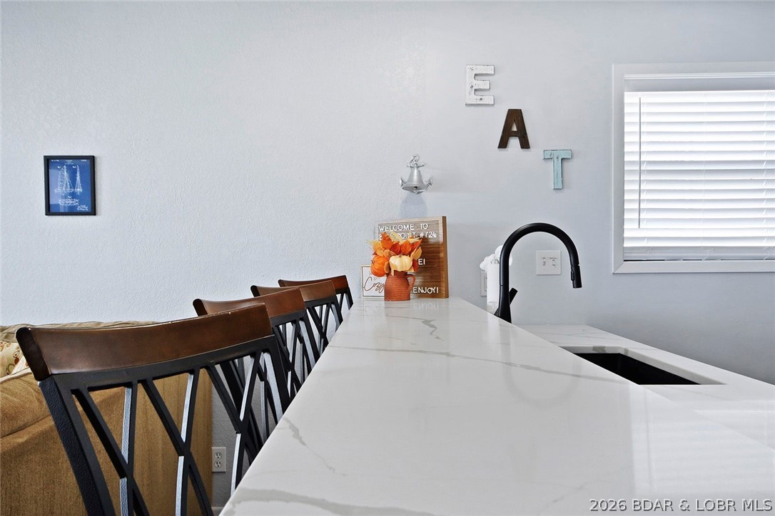 2500 Bay Point Drive 724