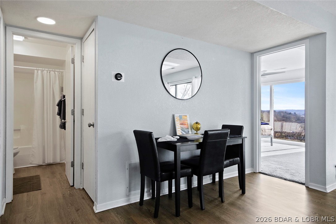 2500 Bay Point Drive 724