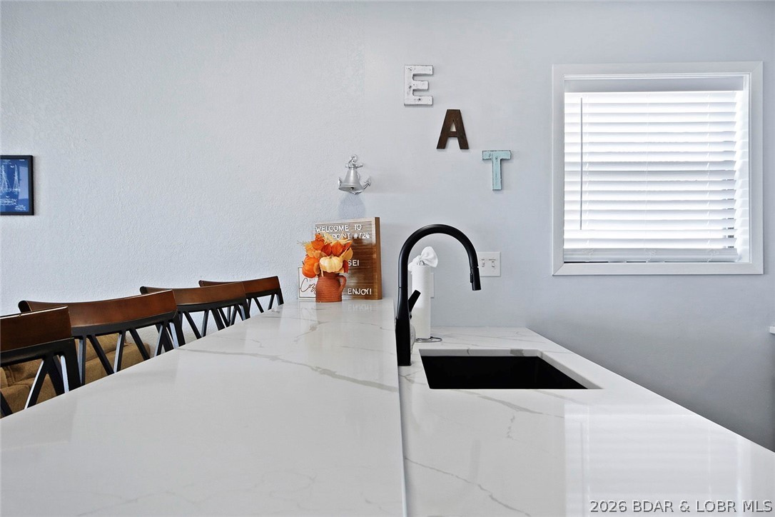 2500 Bay Point Drive 724