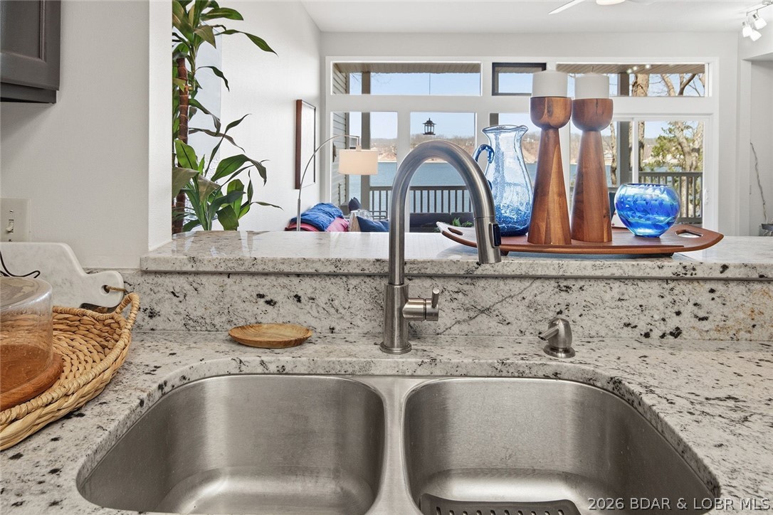 56 Copper Ridge Road 1E