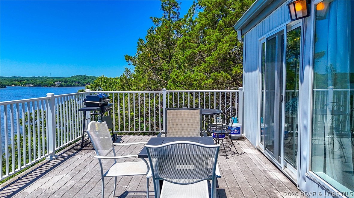 61 Topsail Place