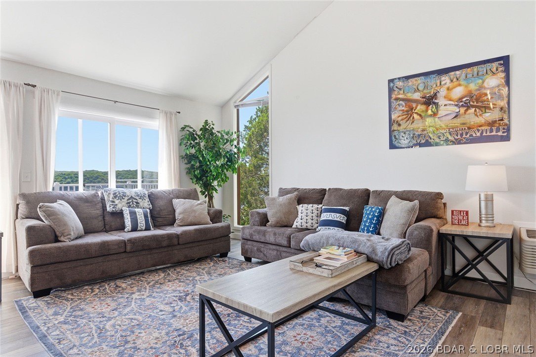 61 Topsail Place