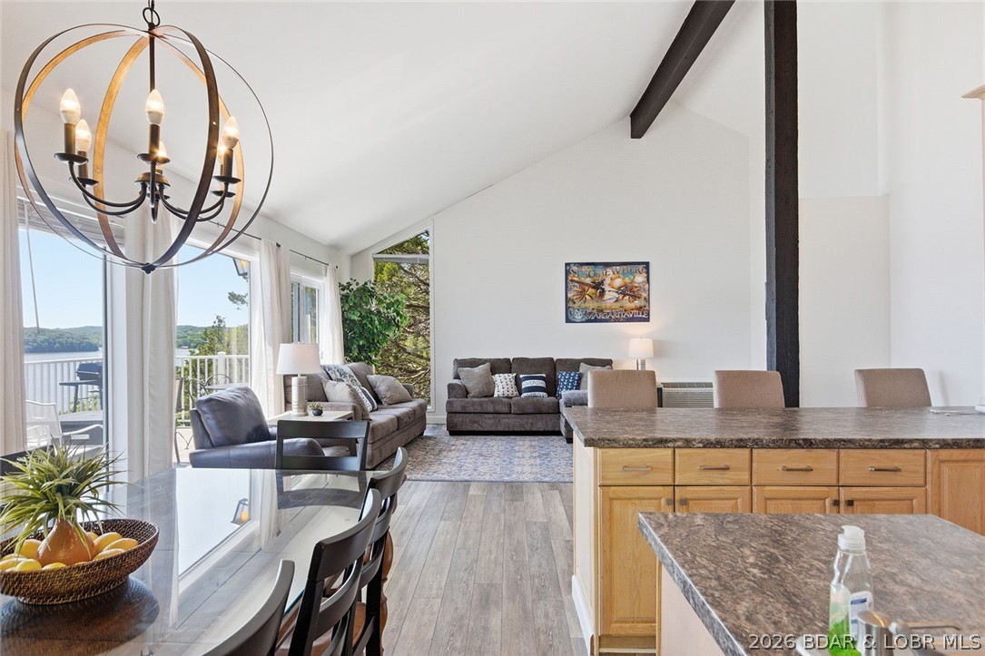 61 Topsail Place