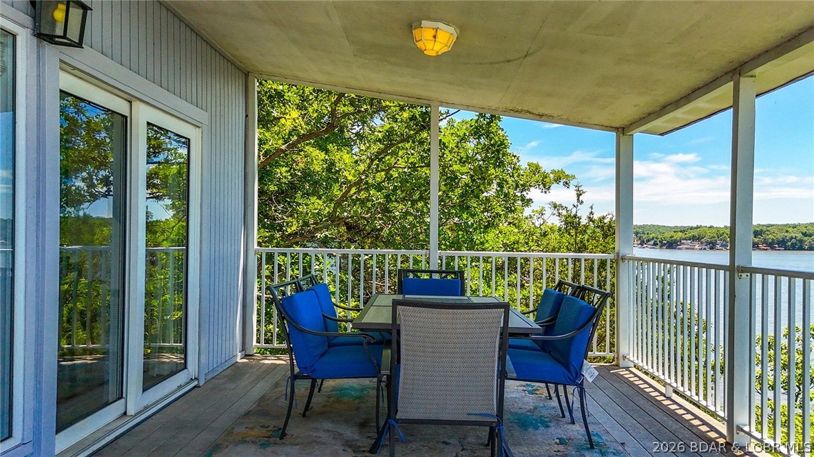 61 Topsail Place