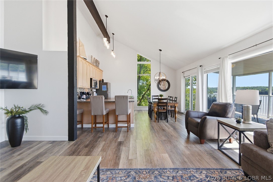 61 Topsail Place