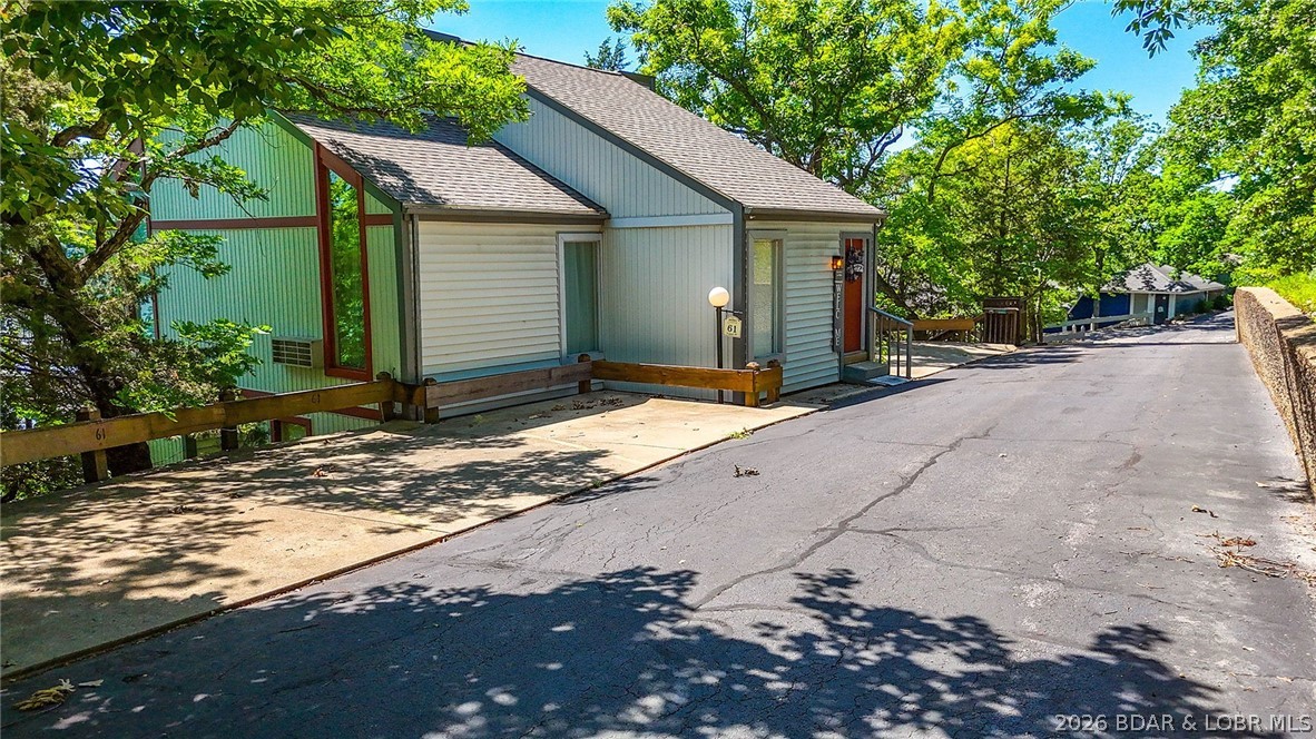 61 Topsail Place