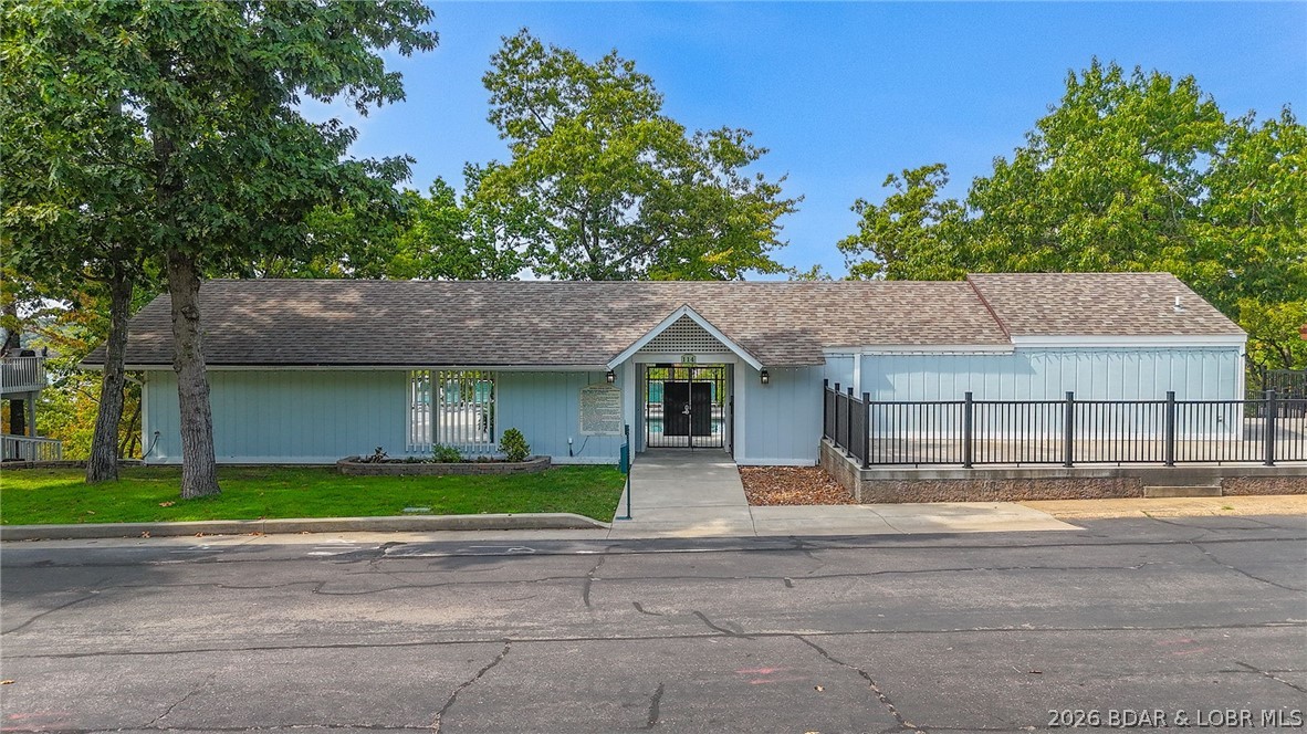 61 Topsail Place