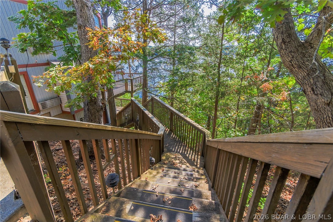 61 Topsail Place