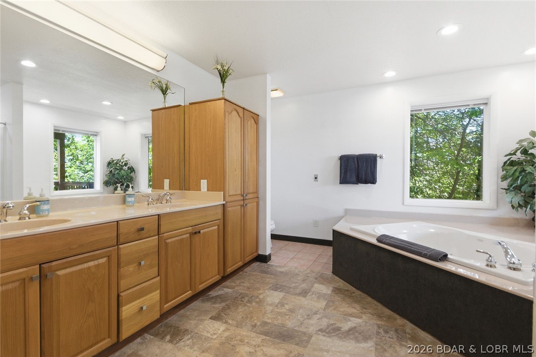 61 Topsail Place