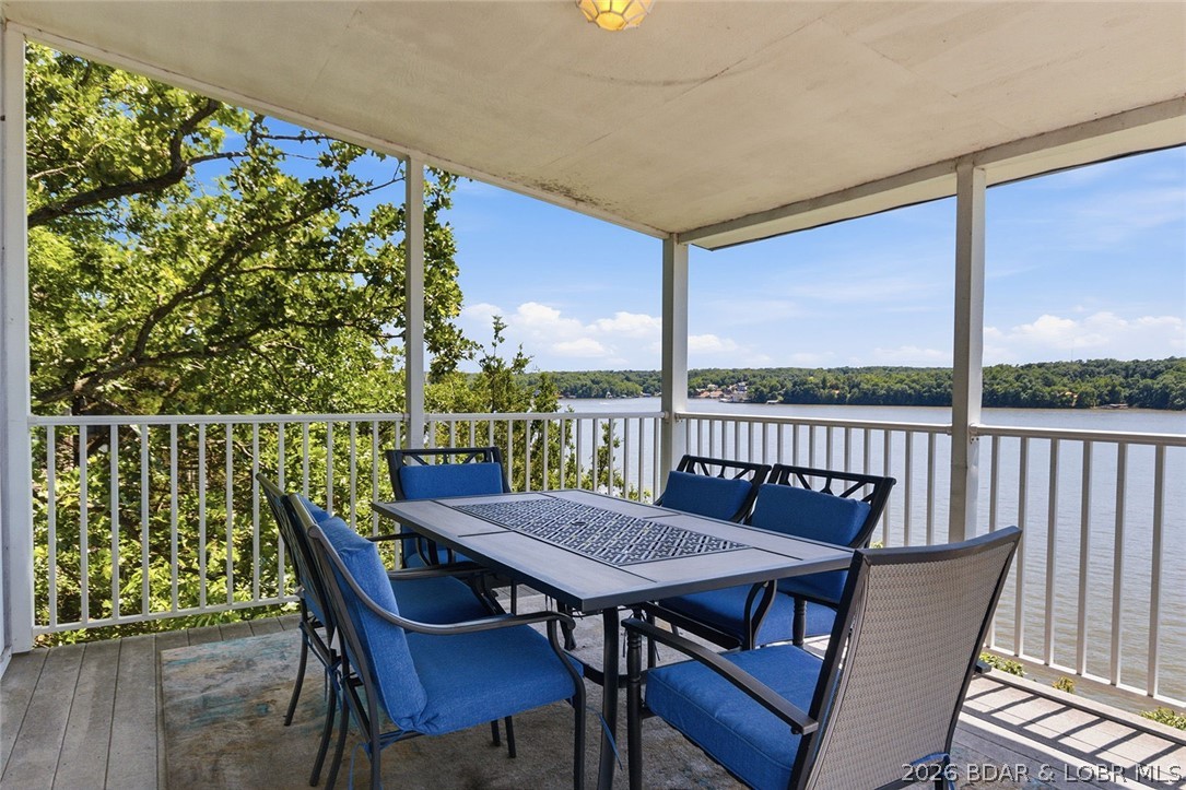 61 Topsail Place