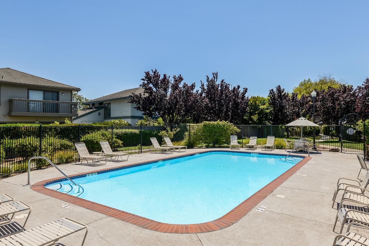 768 Coronado LN