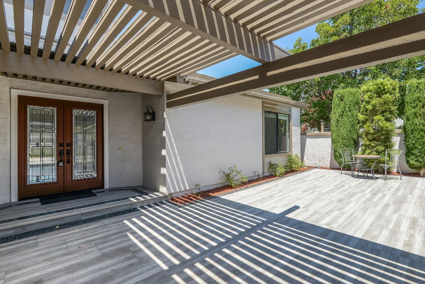 768 Coronado LN