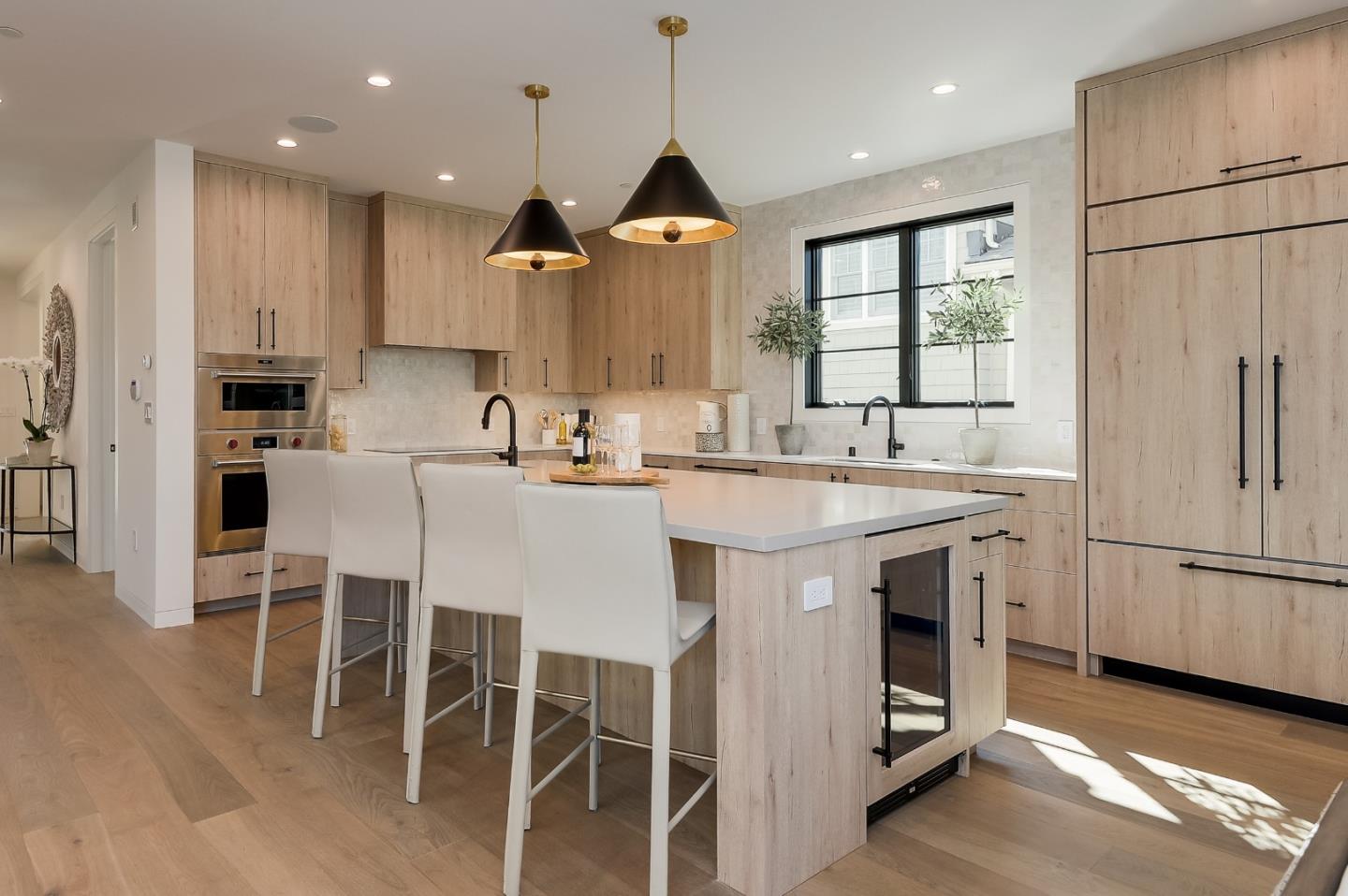 1528 Bernal AVE