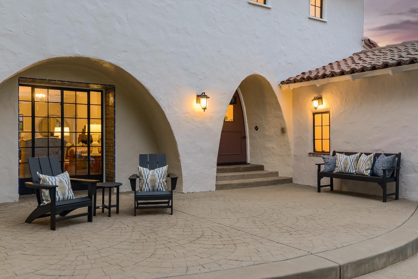 125 Alturas DR
