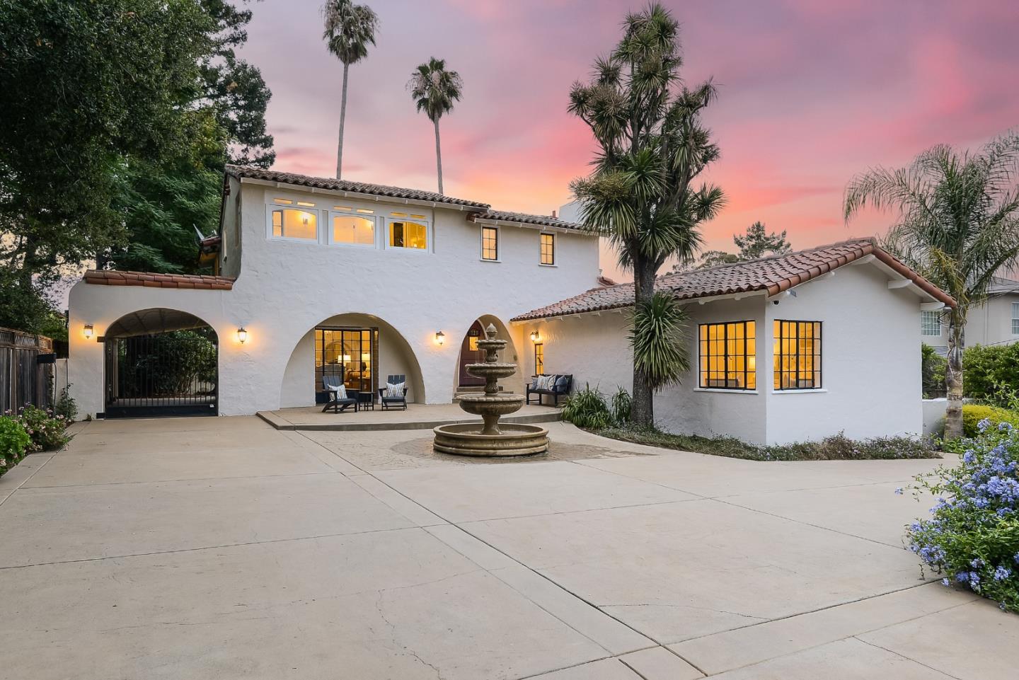 125 Alturas DR