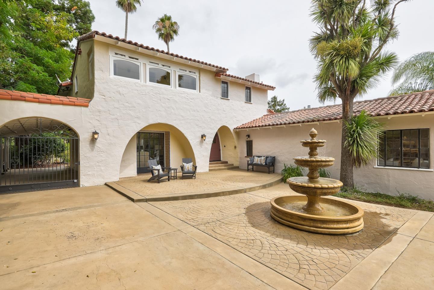 125 Alturas DR