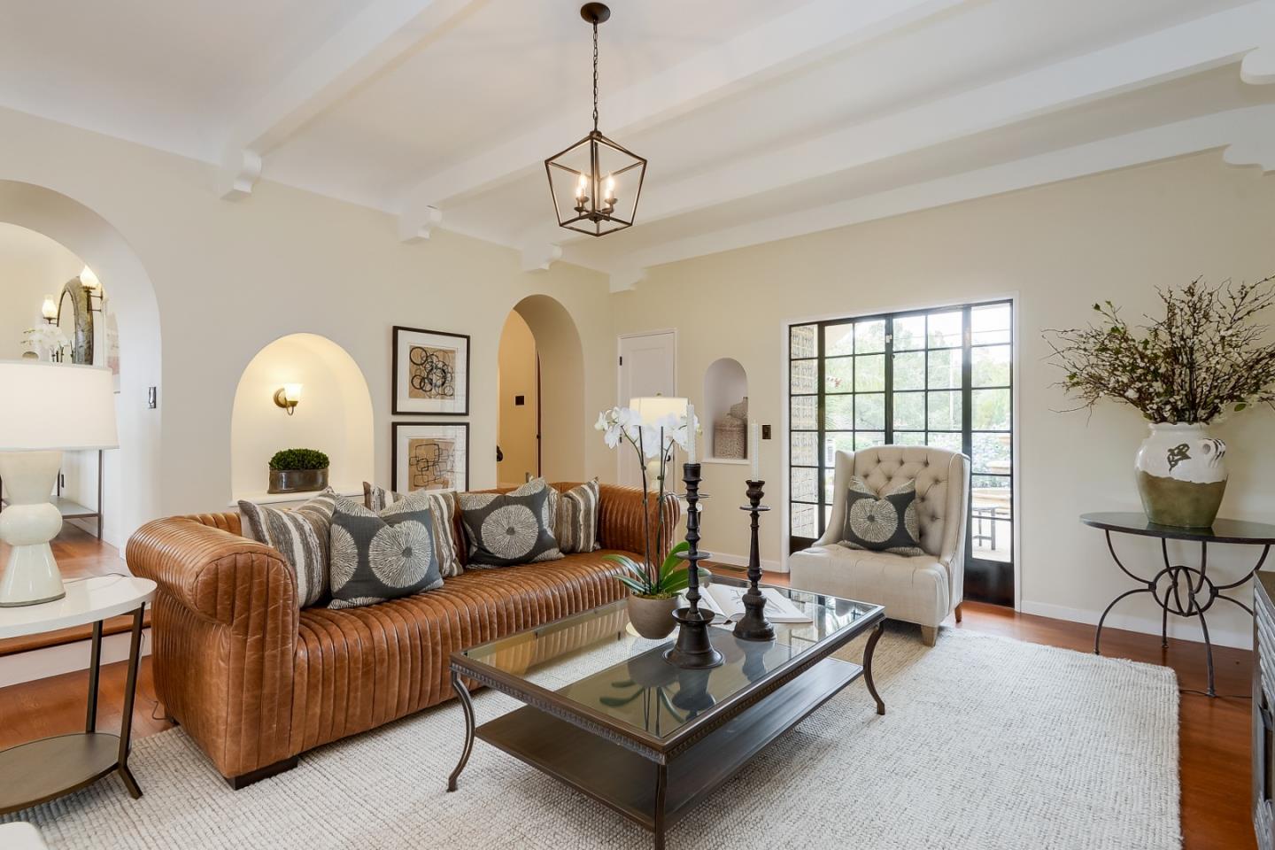 125 Alturas DR