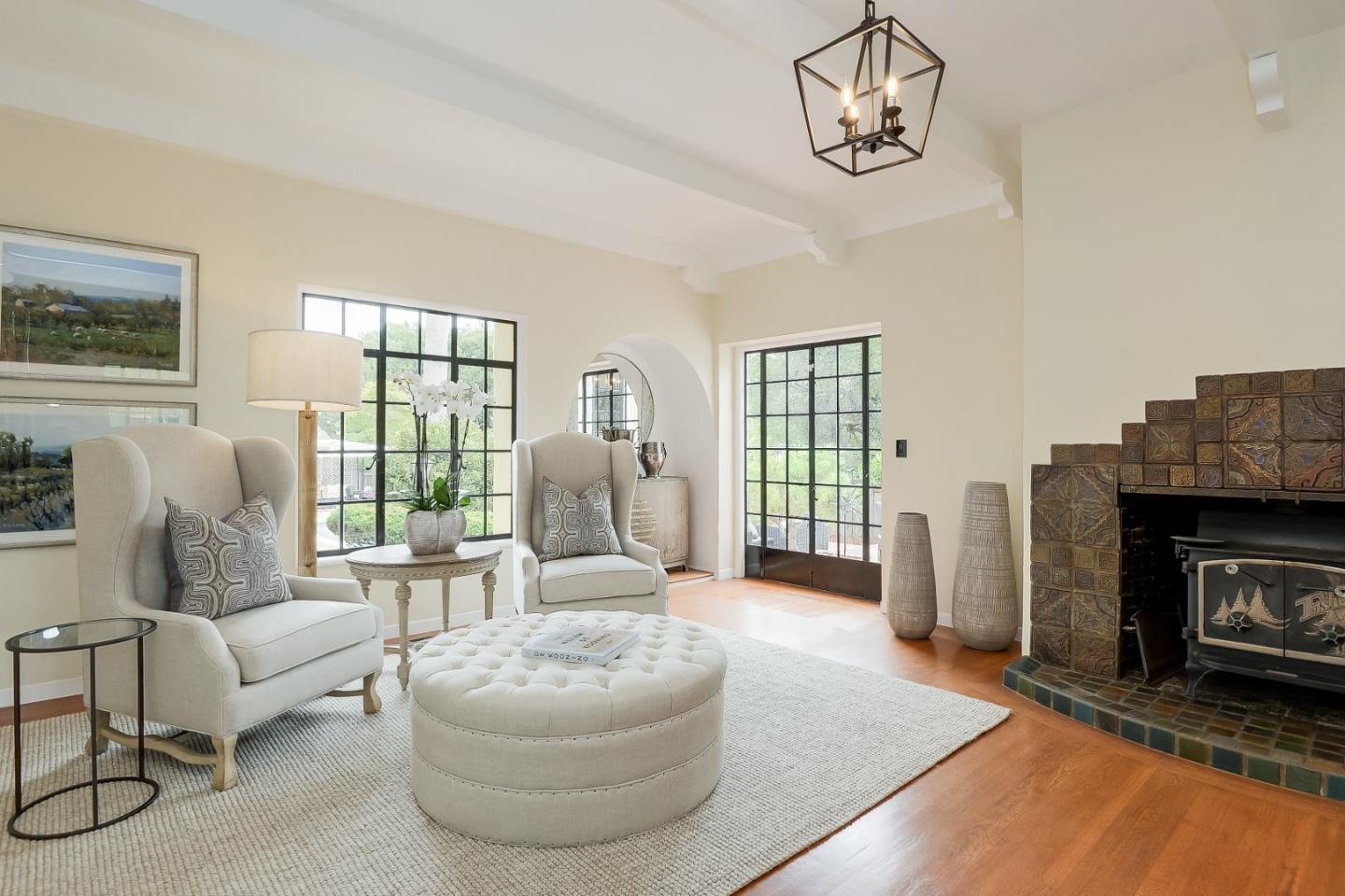 125 Alturas DR