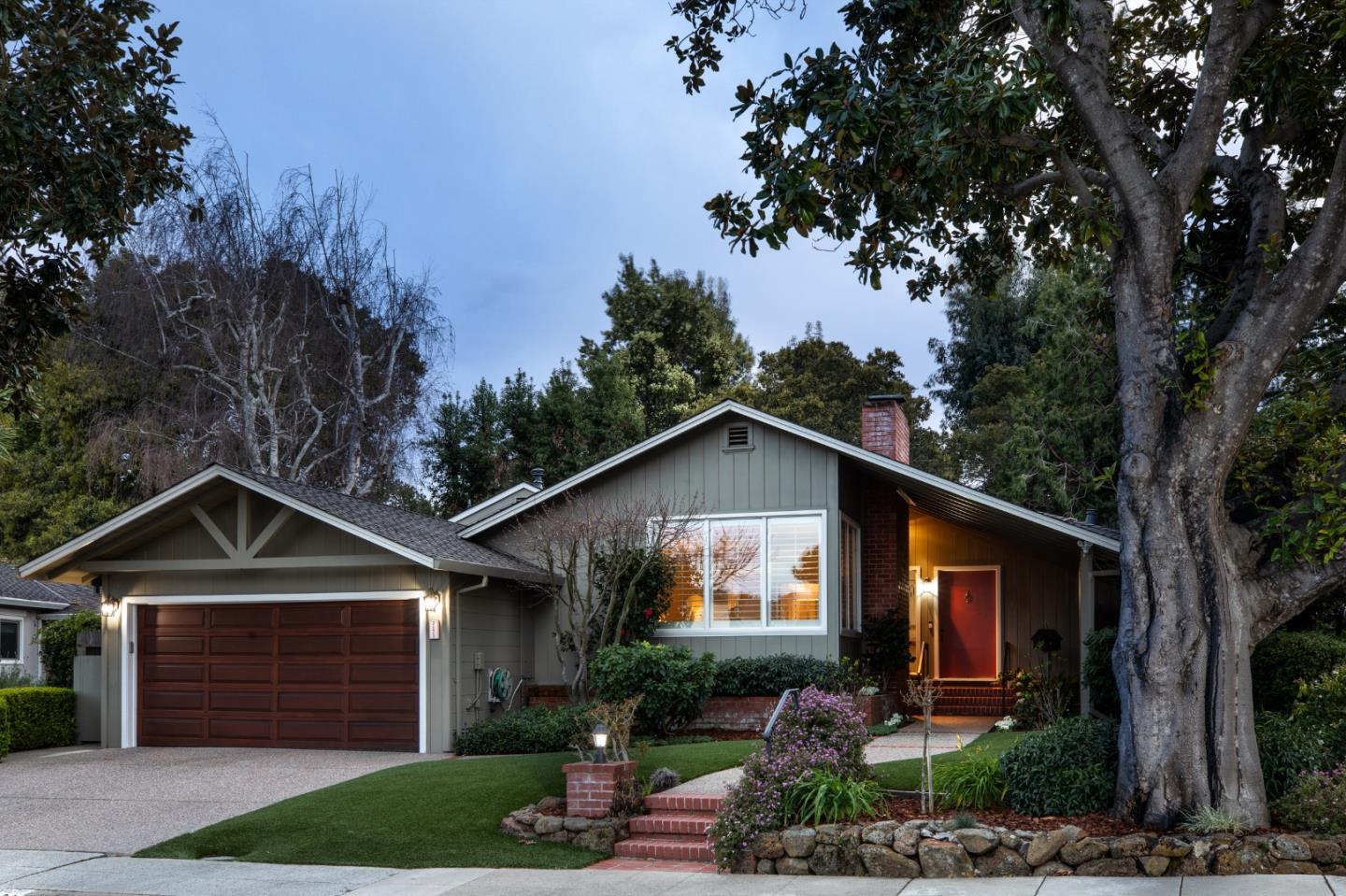 2021 Devereux DR
